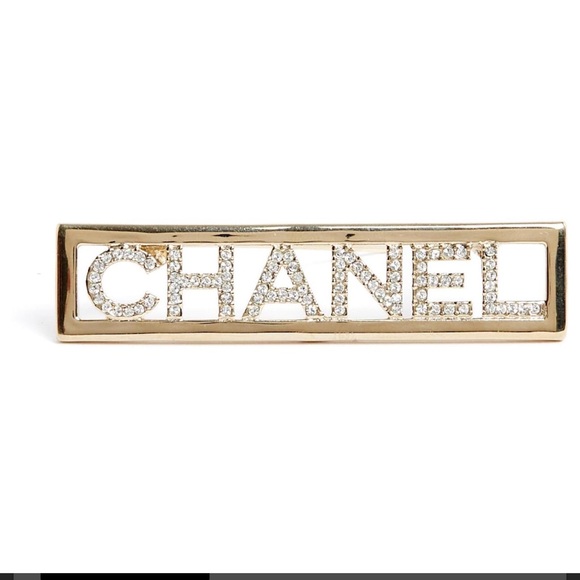 BRAND NEW CHANEL BROOCH - Picture 2 of 6
